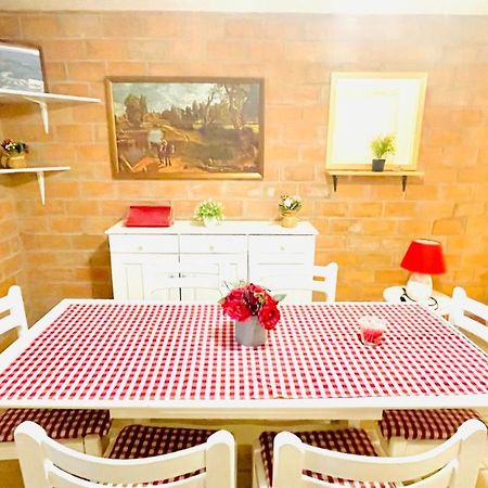Colorful And Happy Apartment Sukosan - With Parking Exterior photo